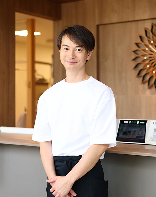 院長 友枝 圭